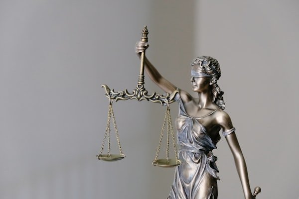 Derecho y Ciencias Jurídicas